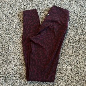 Lululemon Aligns 28” length size 4